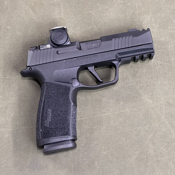 Sig Sauer P365X Macro Comp w/ Romeo-X 9mm